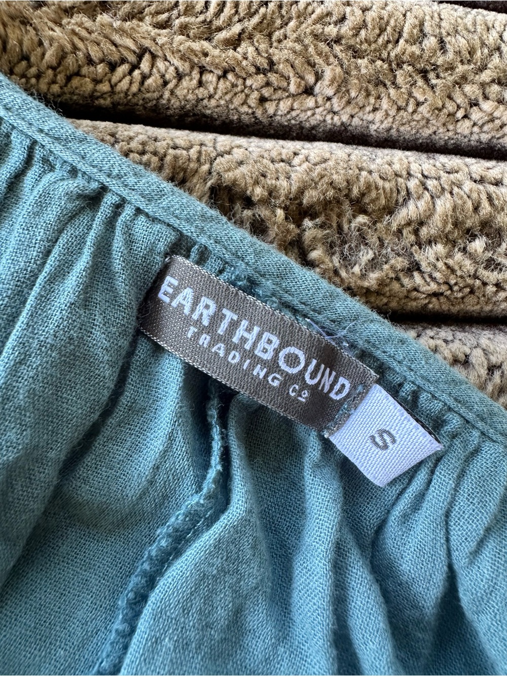 🎉5 for $45🎉 Earthbound top blouse shirt size S - Picture 7 of 8